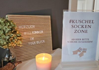 Eingangsbereich des Yogablick in Kerpen zum spirituellen Bühnenprogramm